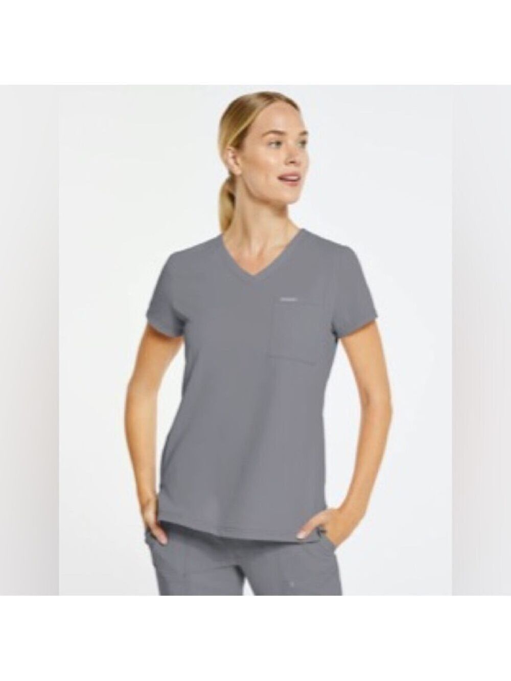 JAANUU 3-Pocket V-Neck Scrub Top
